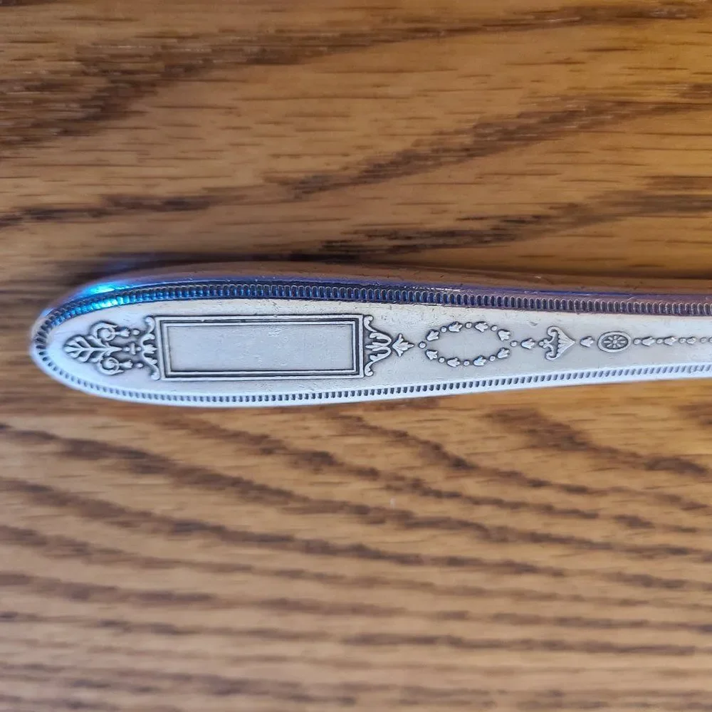 Oneida 1921 Community Grosvenor Silver-plate Solid 9.5